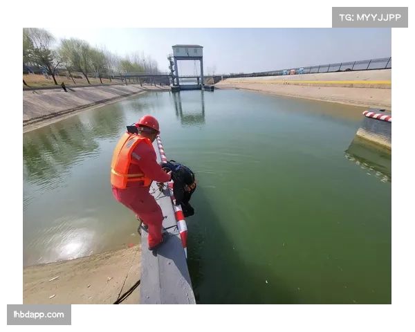 水下摄像技术突破提升水上体育赛事直播表现力 水下摄像技术突破提升水上体育赛事直播表现力